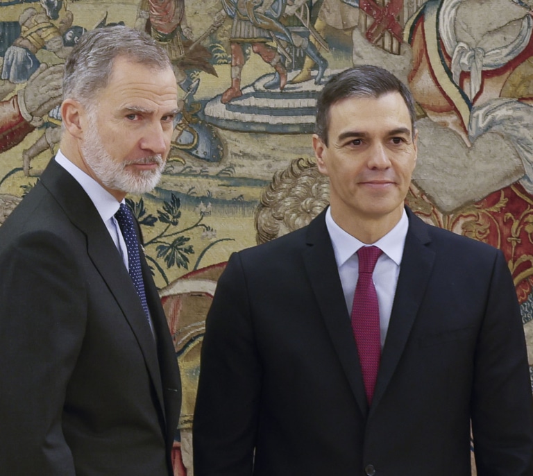 Sánchez estira el suspense con el nuevo Gobierno: "Pensar un cambio en un momento tan importante lleva tiempo"