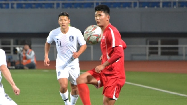 El futbolista norcoreano Han Kwang-Song con Corea del Norte El futbolista norcoreano Han Kwang-Song