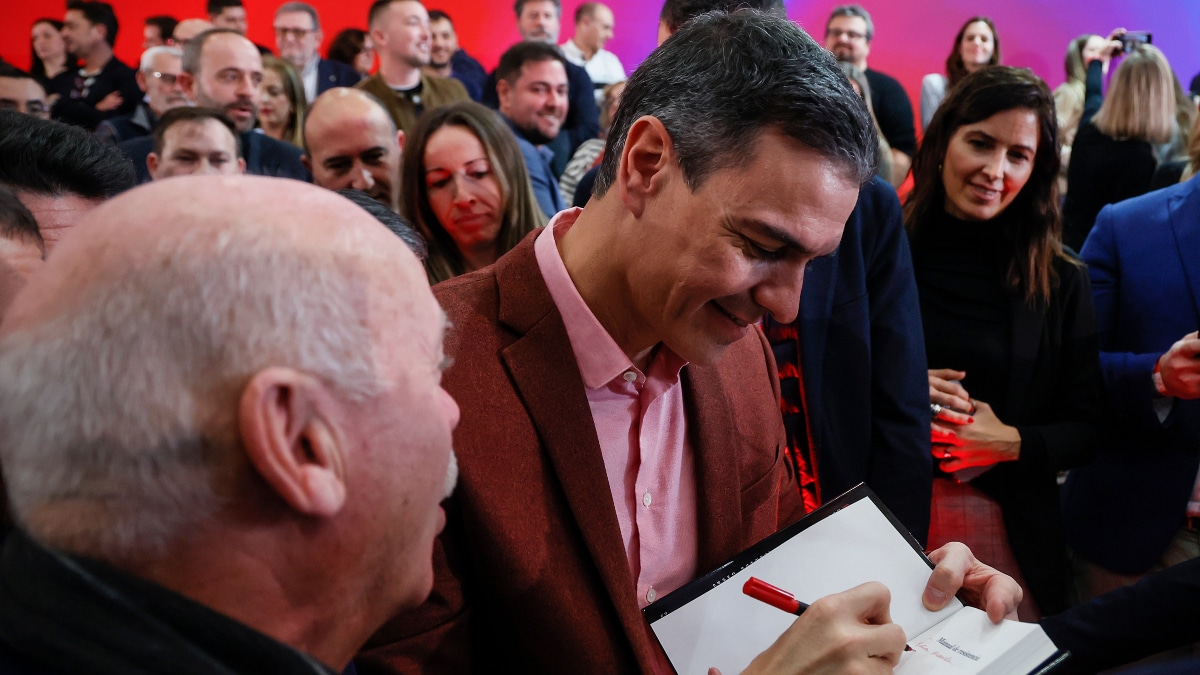 Pedro Sánchez publicará 'Tierra firme' en diciembre, un nuevo libro donde repasa su primera legislatura
