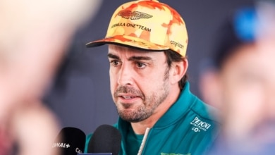 Fernando Alonso estalla al llegar a España: «Lo poco que vengo y lo menos que vendré»