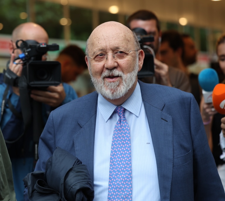 El CIS da por segura la continuidad de Tezanos como su presidente