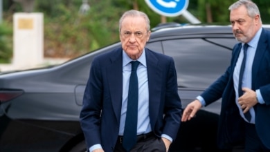 El manotazo viral de Florentino Pérez a un periodista en el funeral de Fernández-Tapias