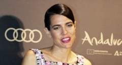 ¿Puede haber una heredera de estilo de Grace Kelly? Carlota Casiraghi, a prueba