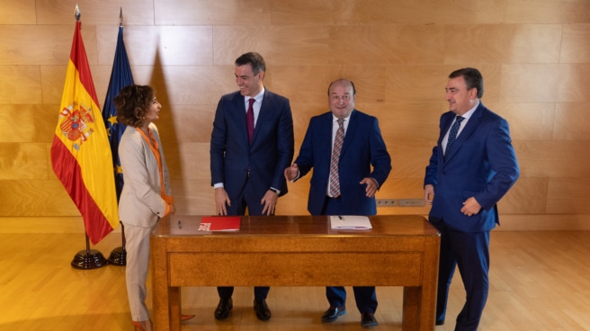 Montero, Sánchez, Ortúzar y Esteban. Montero, Sánchez, Ortúzar y Esteban.