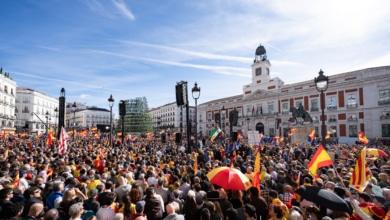 La derecha llena la calle