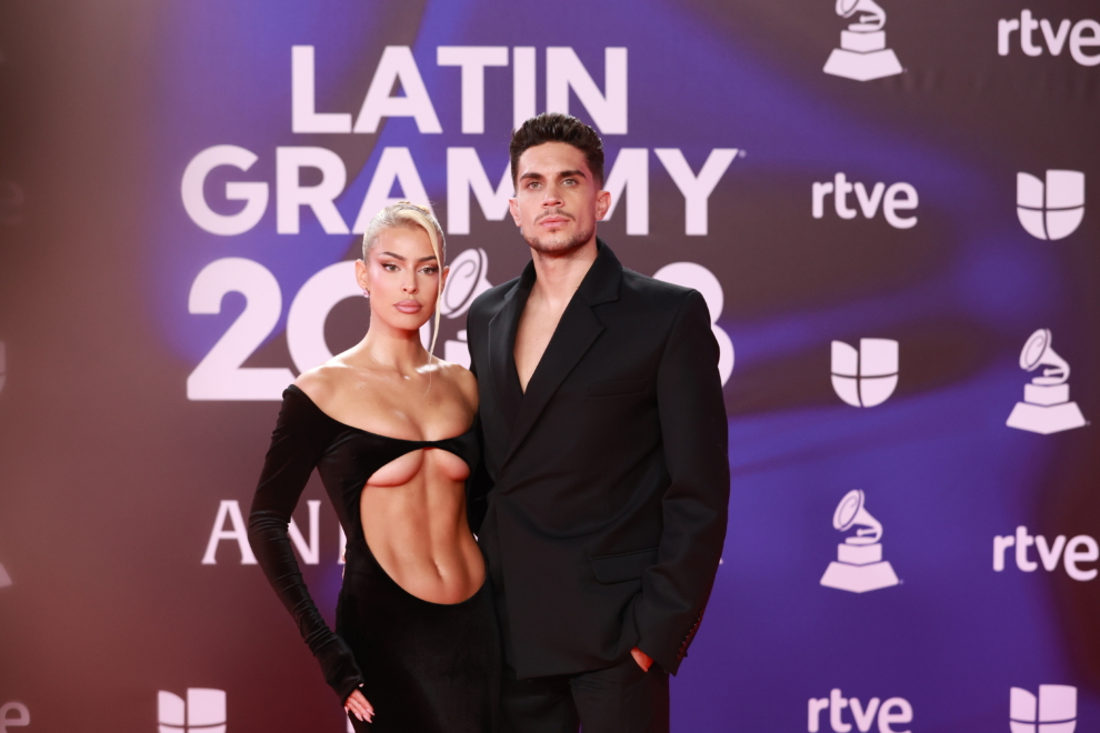 Marc Bartra y Jessica Goicoechea también han formado parte de la lista de invitados a los Latin Grammy en Sevilla, así como otros tantos influencers
