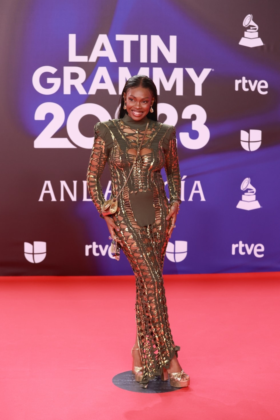 La cantante Xênia França en los Latin Grammy de Sevilla