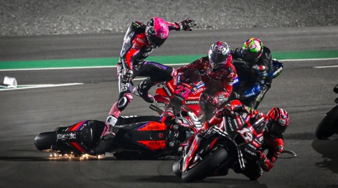 Aleix Espargaró sobre su golpe a Morbidelli: «Cruzó una línea sagrada metiendo a mi familia y a mis hijos»