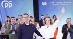 Feijóo "refuerza" esta semana su equipo para hacer frente al nuevo gobierno de Sánchez