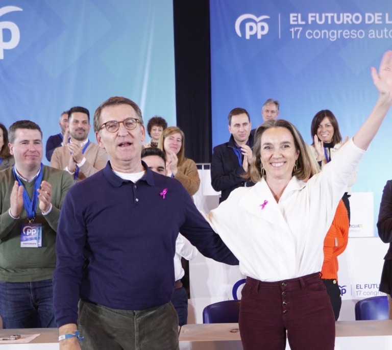 Feijóo "refuerza" esta semana su equipo para hacer frente al nuevo gobierno de Sánchez