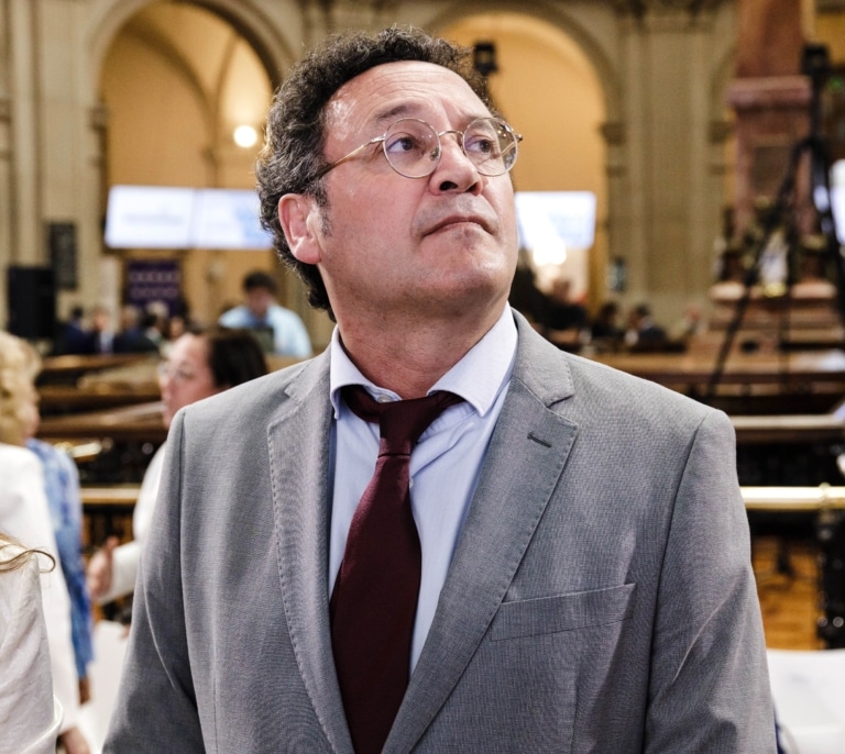 Los fiscales del Supremo imponen su criterio y proponen investigar a Puigdemont por terrorismo en 'Tsunami'
