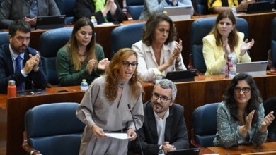 Sectores de Más Madrid apuntan a Manuela Bergerot como recambio de Mónica García si asume Sanidad