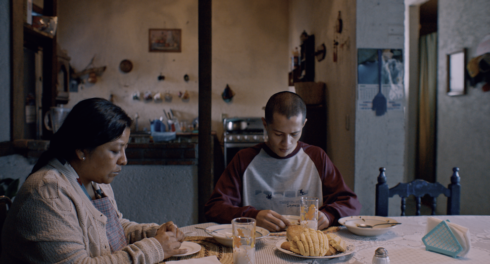 Santiago Sandoval, ex cadete en la vida real, interpreta a Luis, protagonista de 'Heroico'.