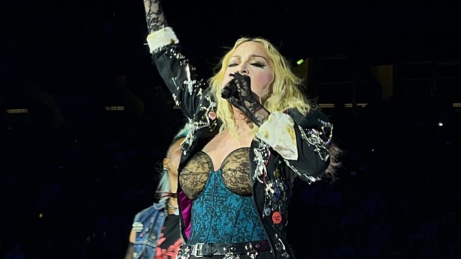 madonna concierto barcelona the celebration tour Madonna en su concierto de Barcelona el 1 de noviembre de 2023
