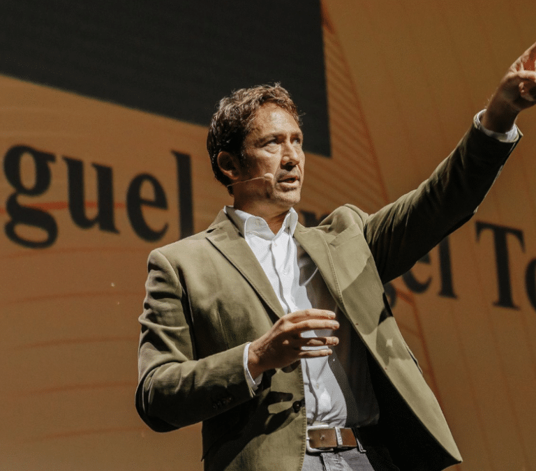 Miguel Ángel Tobías: "Cada día es una oportunidad para renacer"