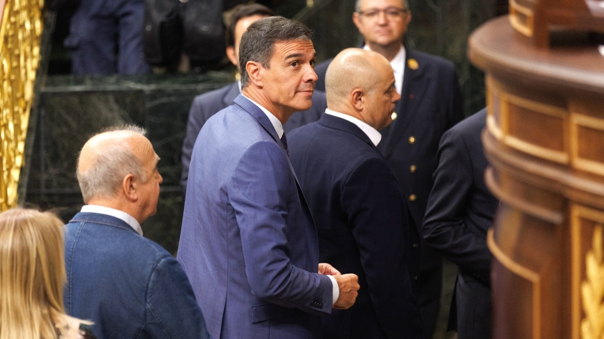 El presidente del Gobierno en funciones y secretario general del PSOE, Pedro Sánchez durante la Sesión Constitutiva de la XV Legislatura en el Congreso de los Diputados