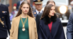 De tal palo tal astilla: la princesa Leonor emula a la reina Letizia con dos prendas prestadas