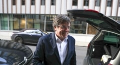 Puigdemont se vuelve a burlar del Rey mientras sigue negociando con el PSOE