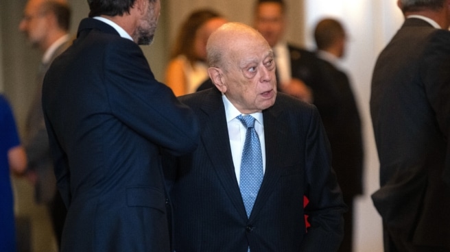 Puigdemont exige que la amnistía afecte también a la familia Pujol El expresidente de la Generalitat de Cataluña, Jordi Pujol, durante los I Premios La Vanguardia (MNAC)