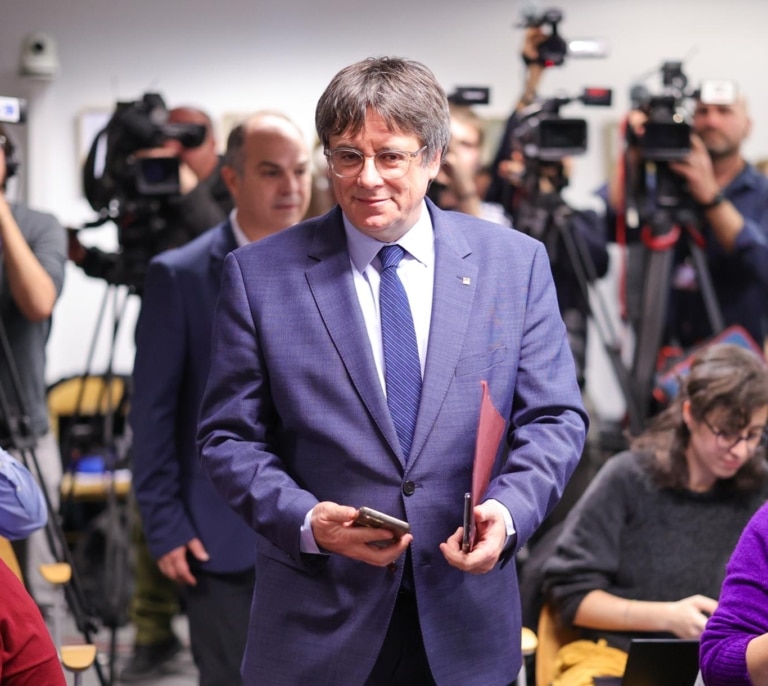 El pacto PSOE-Junts deja sola a la CUP pero no frena la competencia con ERC