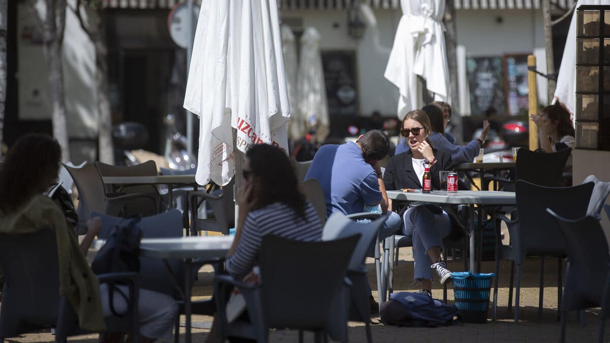 La Junta de Andalucía habilita una subvención para la profesionalización del turismo y la hostelería en Sevilla