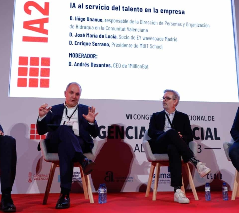 Mismo número de empleos, más productividad: el impacto de la IA en el trabajo