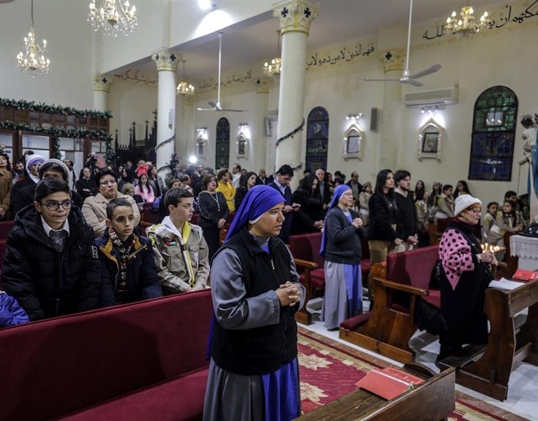 Un francotirador del ejército israelí mata a dos cristianas en una iglesia de Gaza