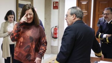 Armengol cuestiona la independencia del poder judicial en España y avisa de los "peligros" de la democracia