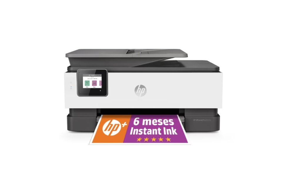 Impresora HP OfficeJet Pro 8022e de HP blanca y negra