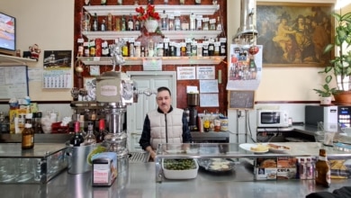 Bares de barrio: negocios en peligro de extinción frente al boom de los restaurantes