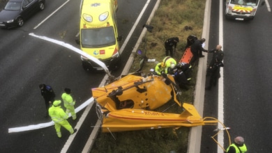 Un helicóptero se estrella en la M-40 de Madrid y deja tres heridos