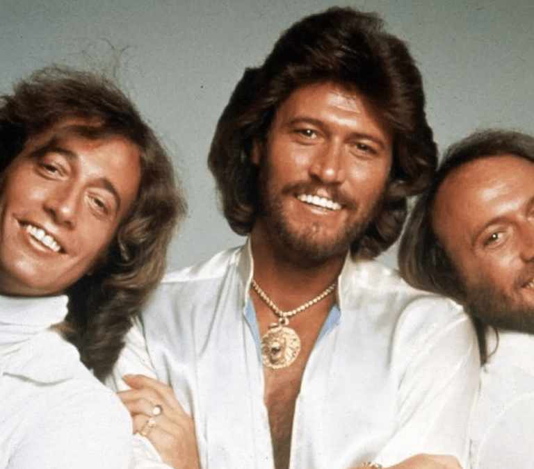Bee Gees: bailar para seguir vivos