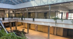 Moda Shopping, el centro comercial fantasma (y empapelado) al otro lado del flamante Bernabéu