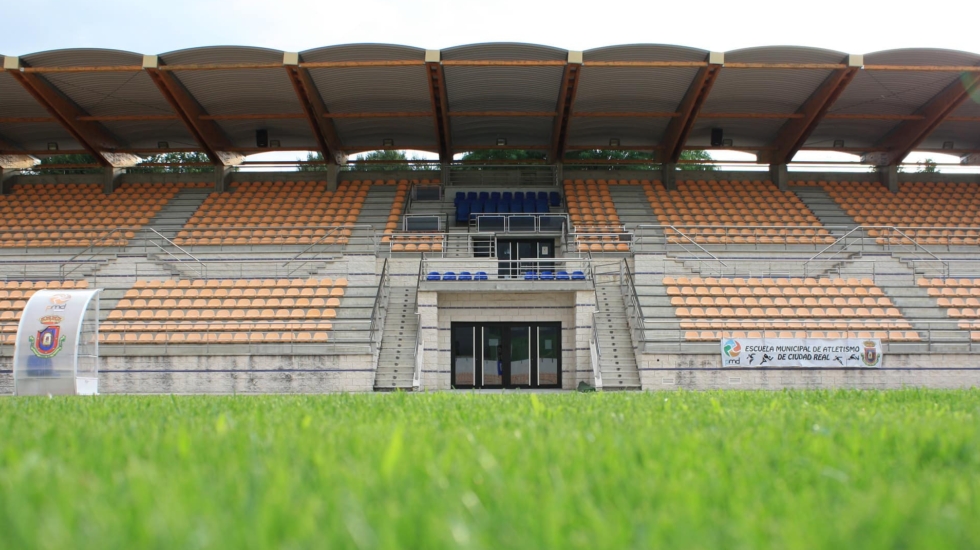 Estadio rey Juan Carlos I, hogar del CD Manchego (Ciudad Real)
