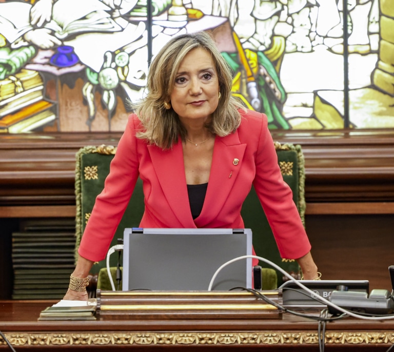 PSOE, Díaz y Montero llaman "clasista" a Ibarrola por decir que prefiere "fregar escaleras" a pactar con Bildu