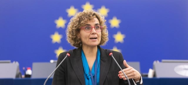 Bronca independentista en el Parlamento Europeo por el informe crítico con la inmersión