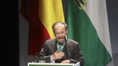 Muere el periodista y escritor Antonio Burgos a los 80 años