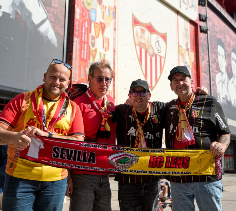 "Ser o actuar" como seguidor del Sevilla en Francia: 30.000 euros de multa y 6 meses de cárcel