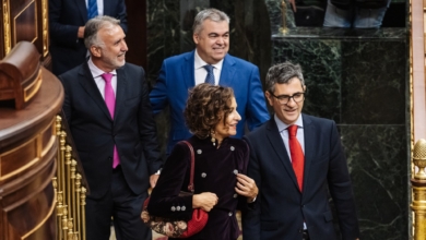 Sánchez prepara "ajustes menores" en el PSOE para culminar el rediseño de su equipo a la espera de las europeas