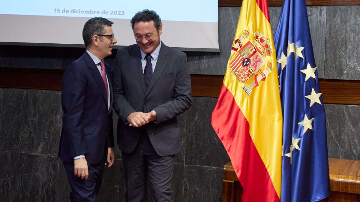 El ministro de Justicia, Félix Bolaños, y el fiscal general del Estado, Álvaro García Ortiz en unos premios del Poder Judicial en diciembre de 2023