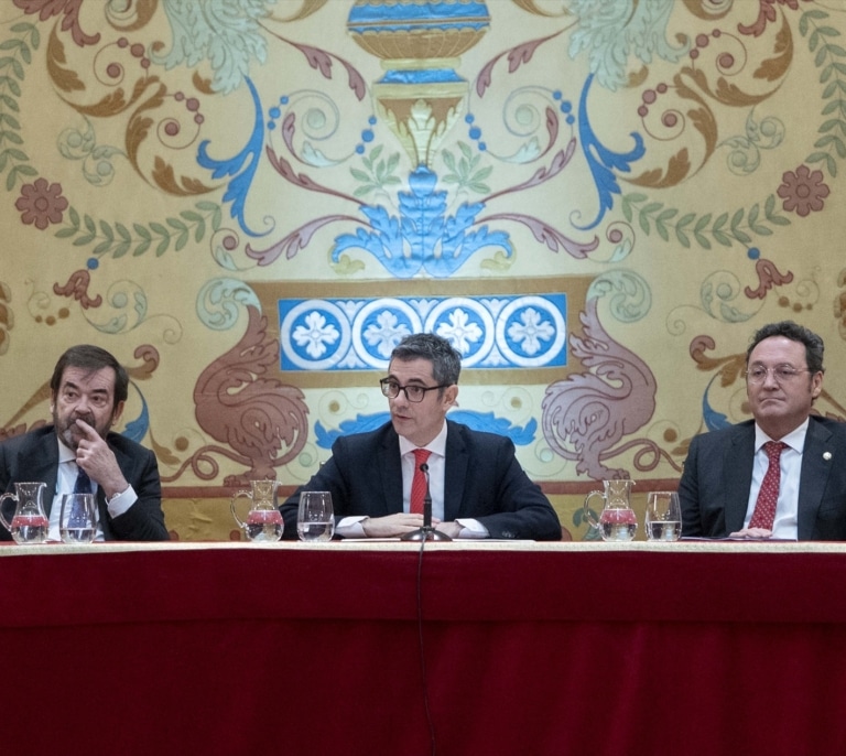 La 'semana horribilis' para el fiscal general: del 'lawfare' a Dolores Delgado entre Fiscalía y Congreso