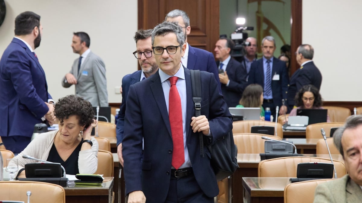 El ministro de la Presidencia, Relaciones con las Cortes y Justicia, Félix Bolaños, a su llegada a la elección de la Vicepresidencia Primera de la Comisión de Justicia, en el Congreso de los Diputados