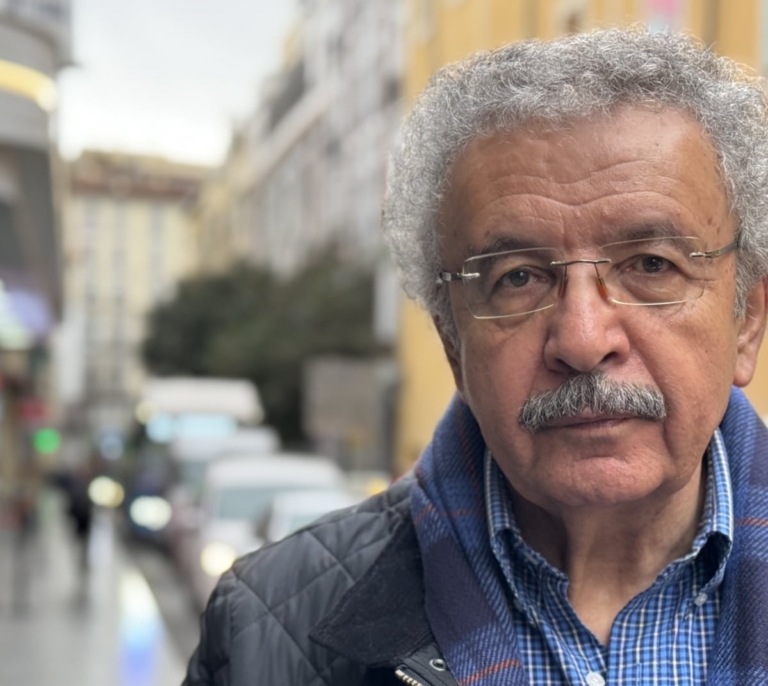 "El poeta israelí escribe sobre la casa que robó al palestino"