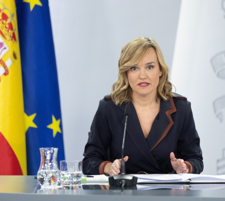 La ministra Pilar Alegría cancela un acto en Vigo atrapada en un atasco por la afluencia de visitantes