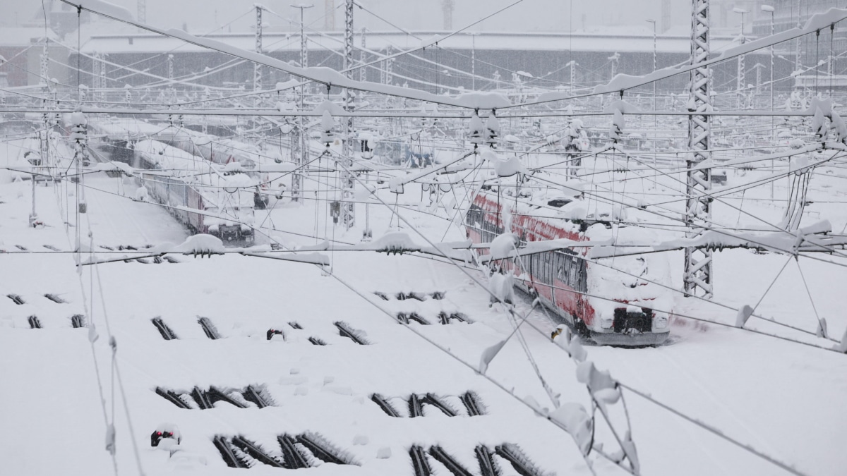 La nieve de Múnich provoca la cancelación de 48 vuelos con destino a España