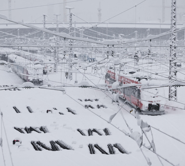 La nieve de Múnich provoca la cancelación de 48 vuelos con destino a España