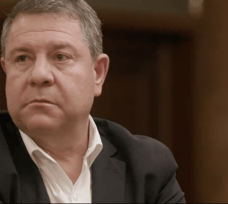 Page afirma que no hubiera votado la investidura de Sánchez