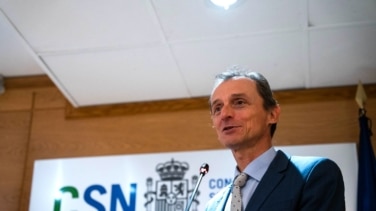 Pedro Sánchez coloca al exministro de Ciencia Pedro Duque en Hispasat