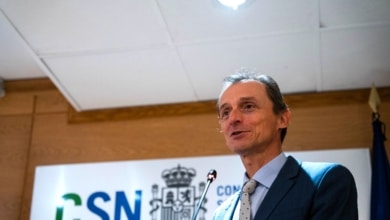 Pedro Sánchez coloca al exministro de Ciencia Pedro Duque en Hispasat