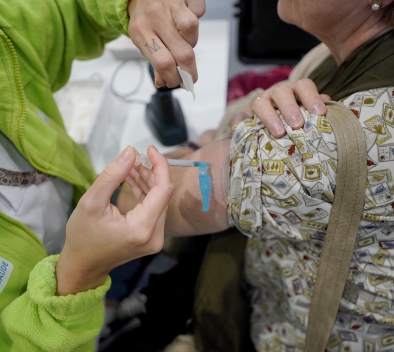 La OMS analiza el riesgo de Pirola, la nueva variante de Covid-19